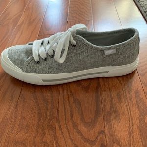 Rocket Dog Tennis Shoes